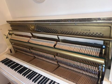 ? Piano droit Choiseul C-2 ? �l�gance fran�aise 700 �preville-pr�s-le-Neubourg (27)