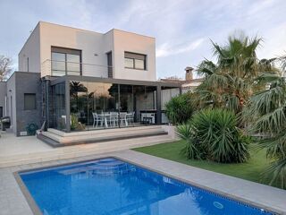  Maison � vendre 6 pi�ces 225 m� Empuriabrava, espagne