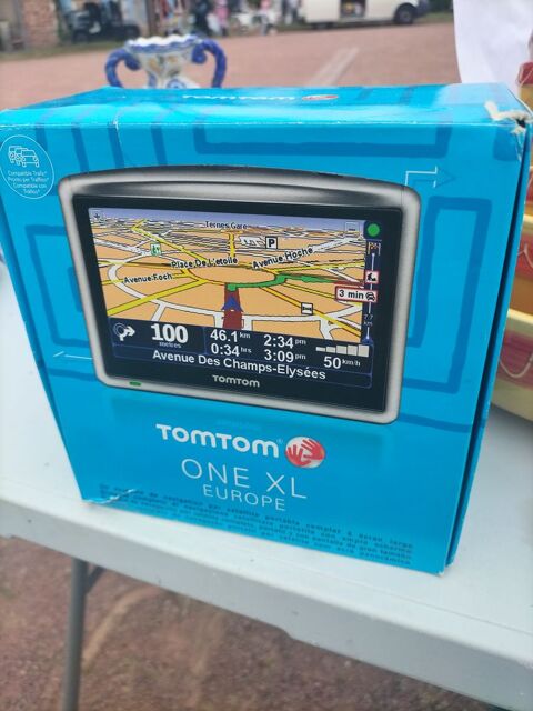 GPS TomTom 45 Le Blanc (36)