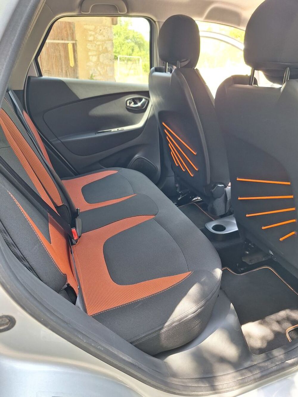 Captur dCi 90 Energy S&S eco&sup2; Intens 2015 occasion 24560 Plaisance