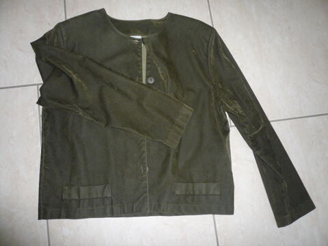 Veste kaki T38 9 Franqueville-Saint-Pierre (76)