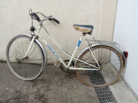 Vélo (Décathlon Grand Air) vintage 80 Brézé (49)