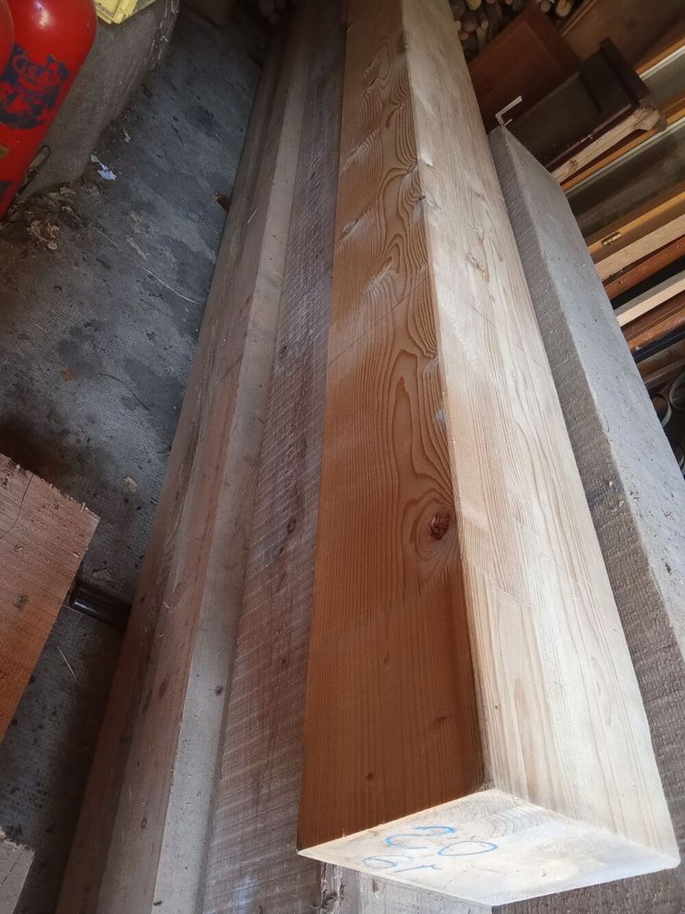 poutres neuves et anciennes en sapin et en chene Bricolage