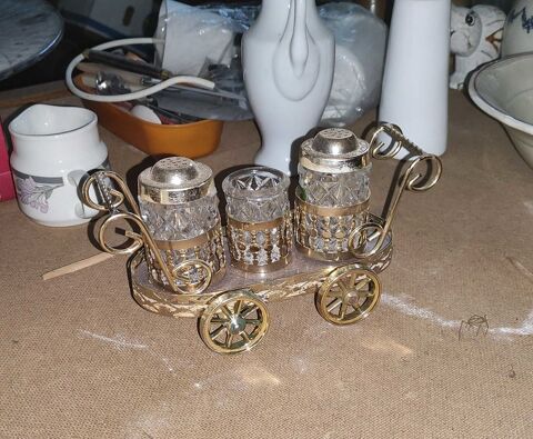 Sali�re et Poivri�re 8 Azay-le-Rideau (37)