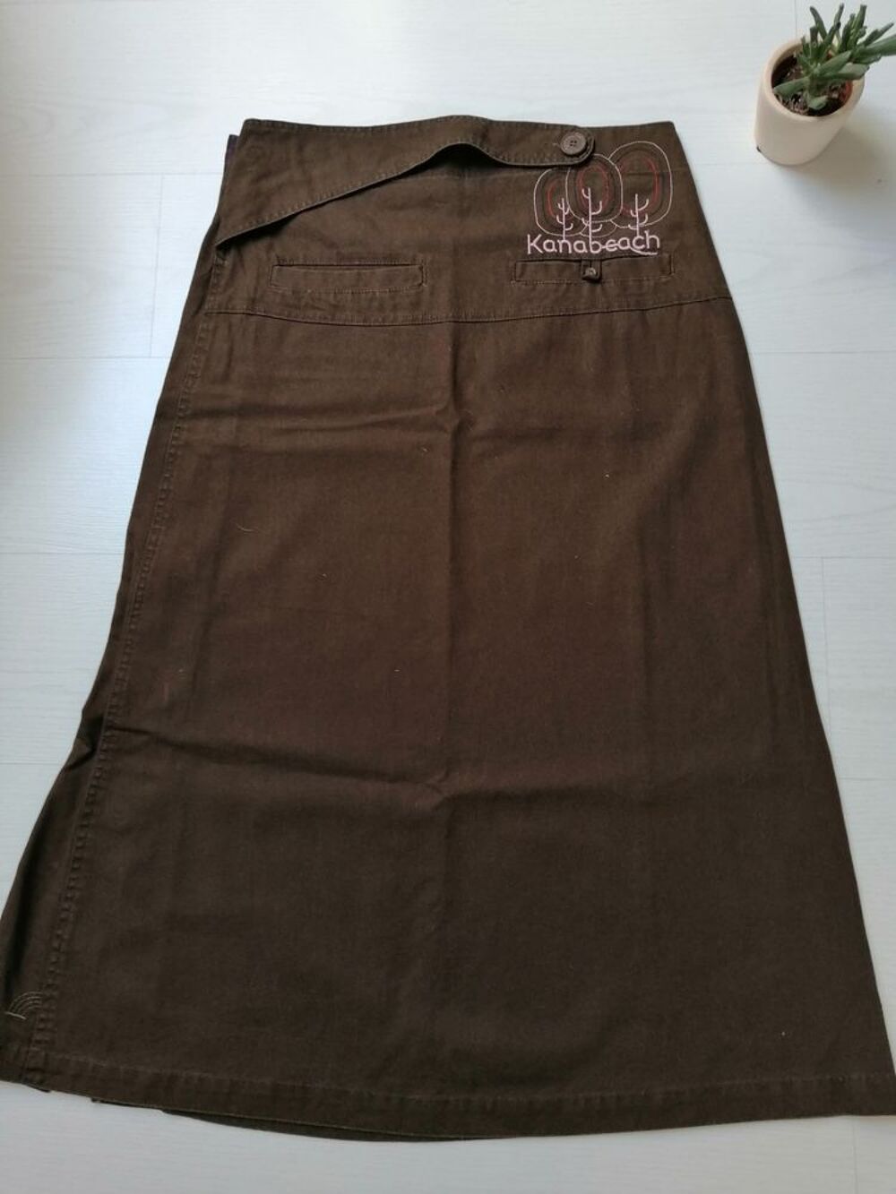 Vintage jupe trap&egrave;ze Kanabeach Vêtements