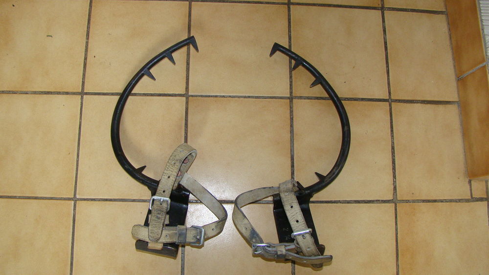 Grimpettes en acier forg&eacute; - Lacoste
Bricolage