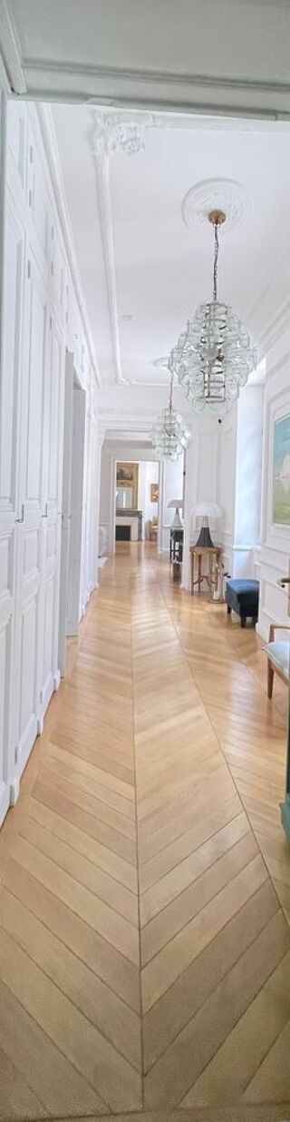  Appartement à vendre 6 pièces 185 m²