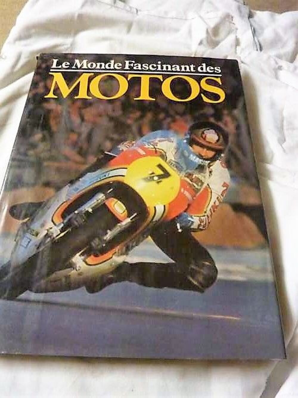 Livres Broch&eacute;s MOTOS /AUTOS Livres et BD