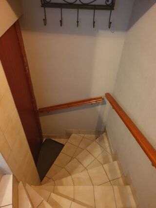  Parking / Garage à louer 45 m²