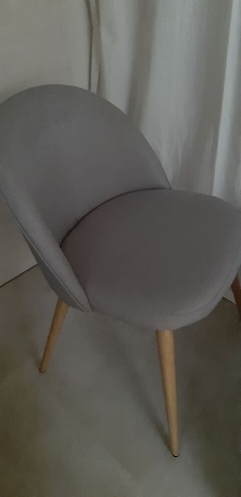 Lot de 4 chaises de salle à manger 100 Villers-lès-Nancy (54)