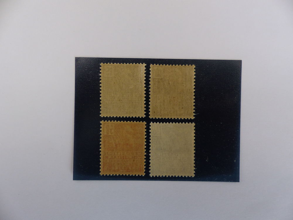 TIMBRES 270 / 273 NEUFS ** COTE 35 € 