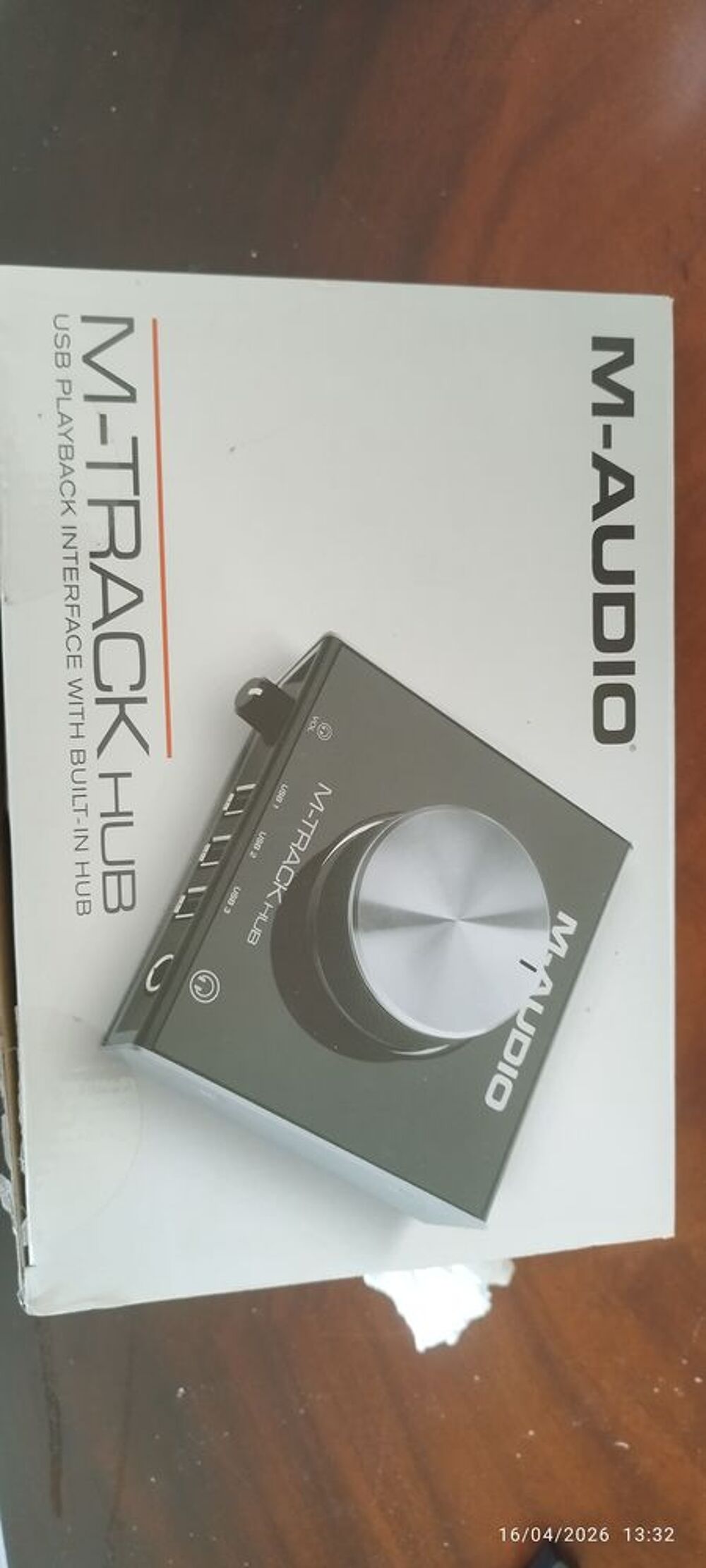 M-Track hub Instruments de musique