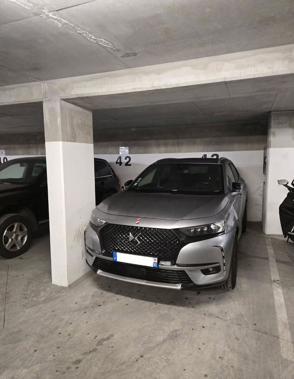 Location Parking/Garage parking 2 roues métro 14 RER Clichy Clichy