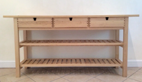 Table 2 en 1 pratique avec espaces de rangement
125 Beauzelle (31)