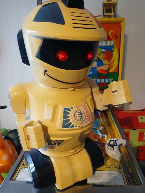 Robot Emilio rare jouet de collection fonctionnel 50 Les Sables-d'Olonne (85)