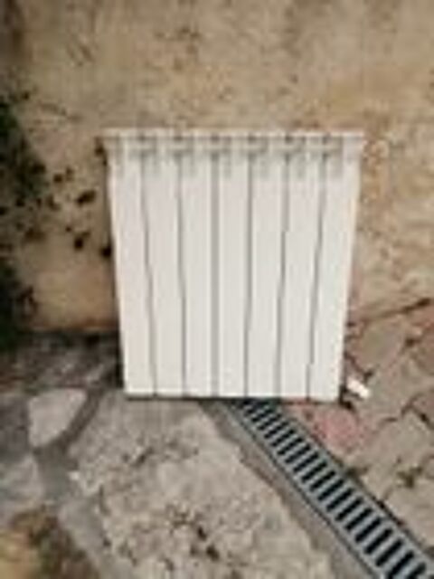 Radiateurs fonte d'aluminium 60 Six-Fours-les-Plages (83)