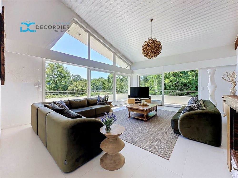 Vente Maison À VENDRE – Maison individuelle de 231 m² sur un terrain de 2 989 m² à Allinges Allinges