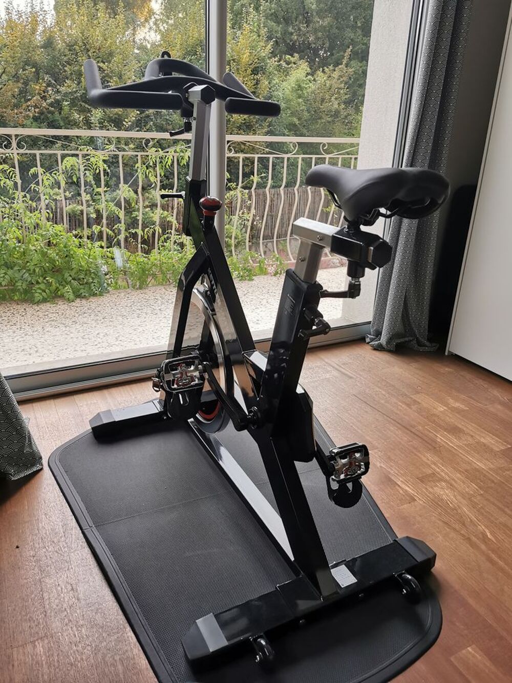 V&eacute;lo biking Kettler Speed 5 + tapis de sol
Vélos