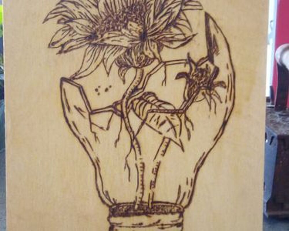 PYROGRAVURE SUR BOIS FAIRE MAIN D�coration