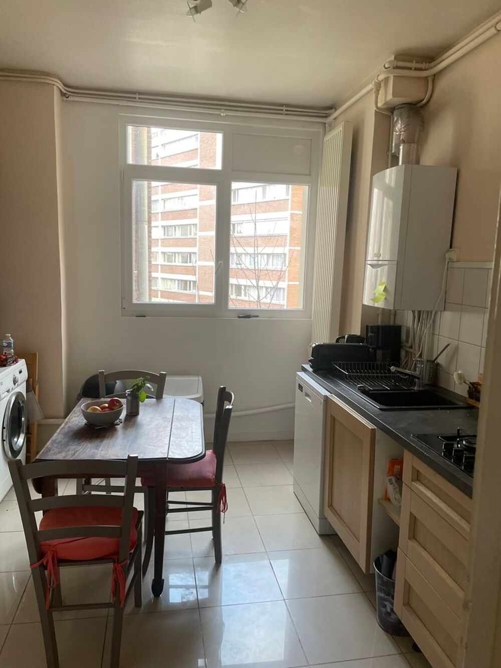 Vente Appartement F 3.   70. M 2.    Entre GARE et REPUBLIQUE  - LILLE CENTRE Lille