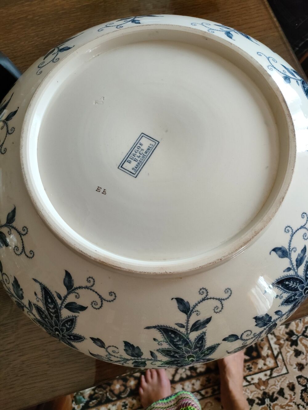 12 Assiettes de collection, machine &agrave; coudre, bassine Cuisine