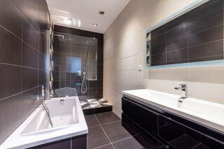  Appartement  louer 6 pices 177 m