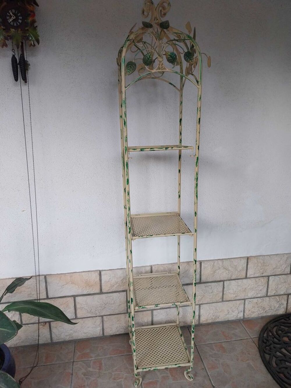 Etagere en fer forg&eacute; Meubles