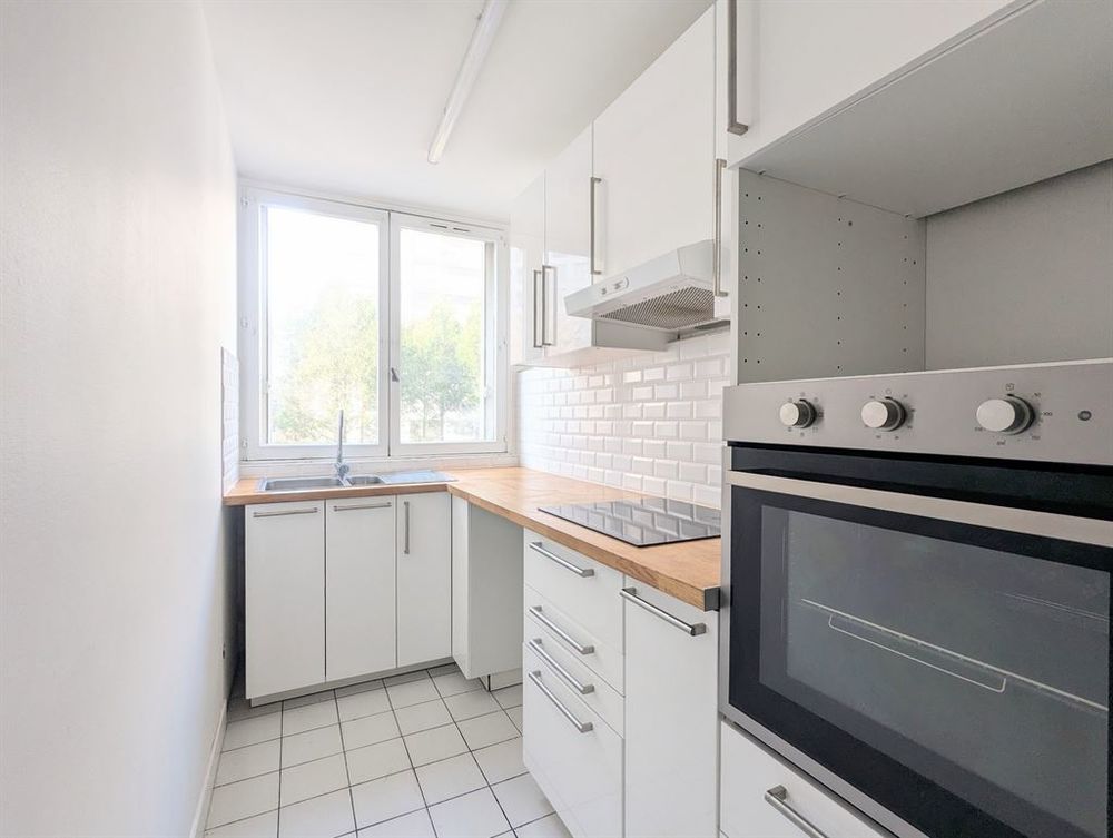 Location Appartement Appartement 3 pièces calme et lumineux Paris 18