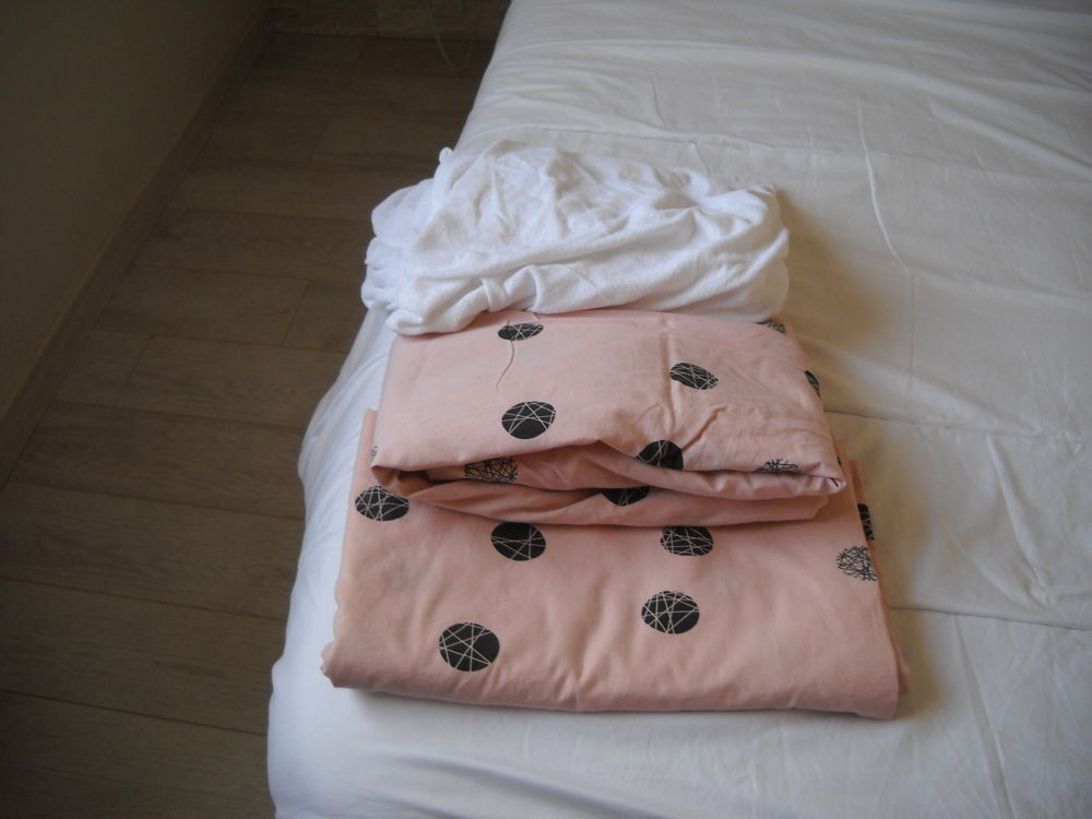 Parure de drap en Percale pour lit 1 personne Vêtements
