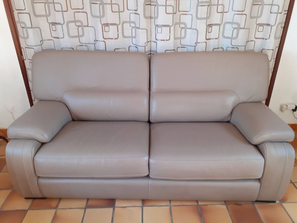 Canap&eacute; cuir gris taupe Meubles