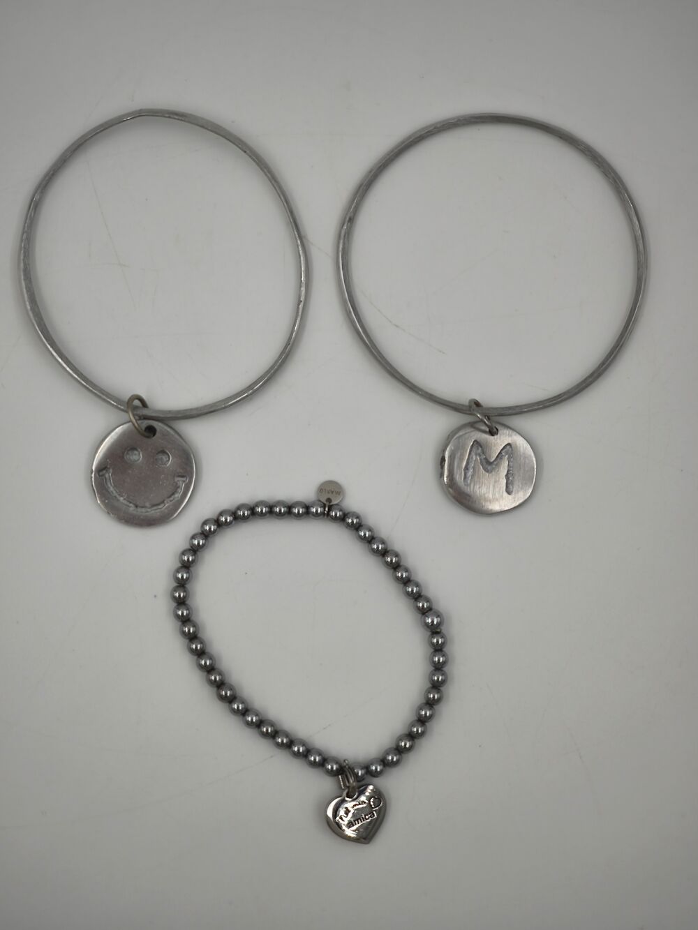Lot de 3 bracelets m&eacute;talliques Bijoux et montres