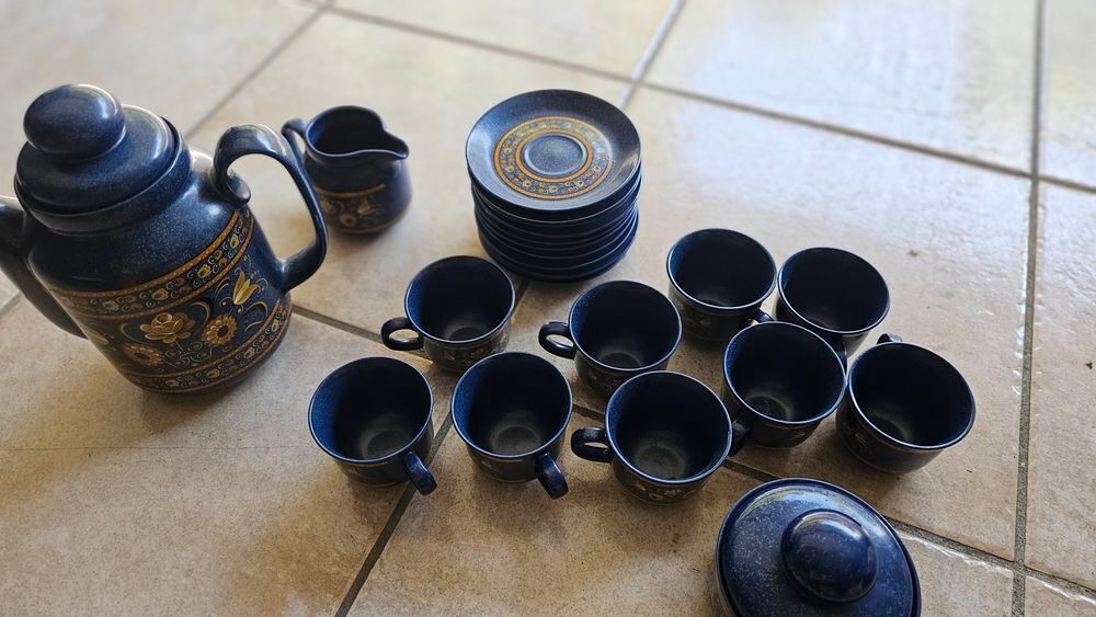 service &agrave; caf&eacute; Cuisine