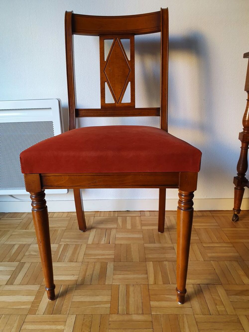 Lot de 6 Belles chaises. Meubles