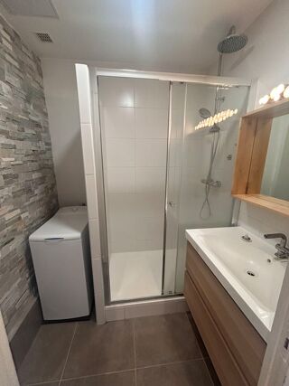  Appartement à louer 2 pièces 44 m²