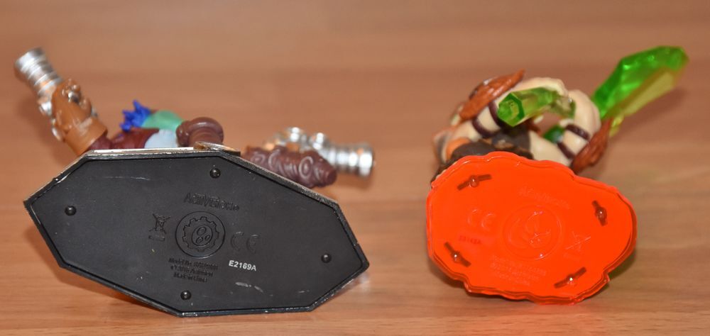 Lot de 2 Skylanders: Dr Krankcase imaginators et Bushwhack Jeux / jouets
