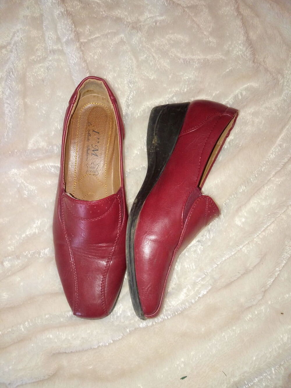 chaussures t 41 en cuir tr&egrave;s bon etat retrait &agrave; dourdan Chaussures