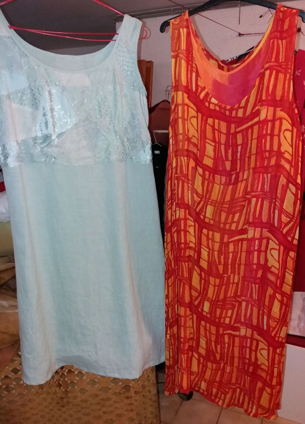 Diff&eacute;rentes robes Vêtements