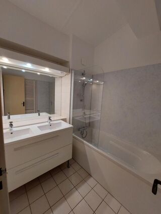 Location Villa Maison type 5 avec garage double et jardin Cormontreuil