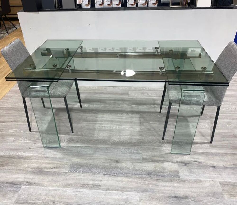 Table design en verre de salle &agrave; manger Meubles