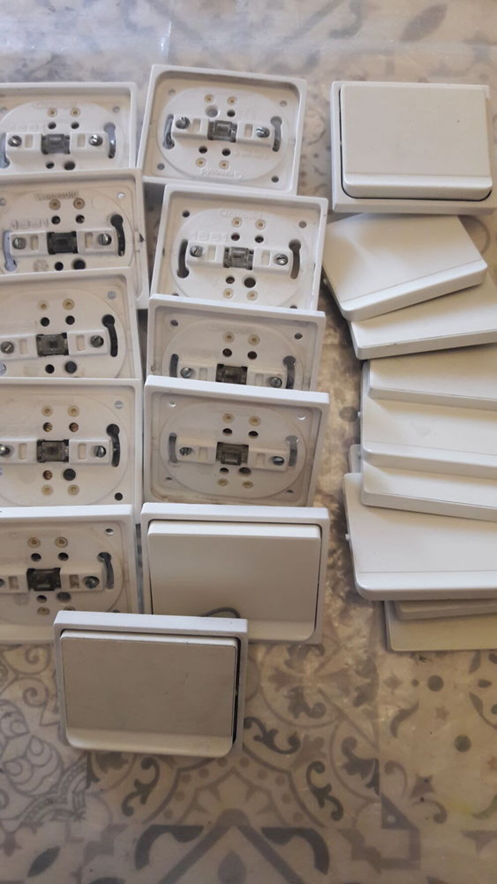 interrupteurs &eacute;lectriques Bricolage