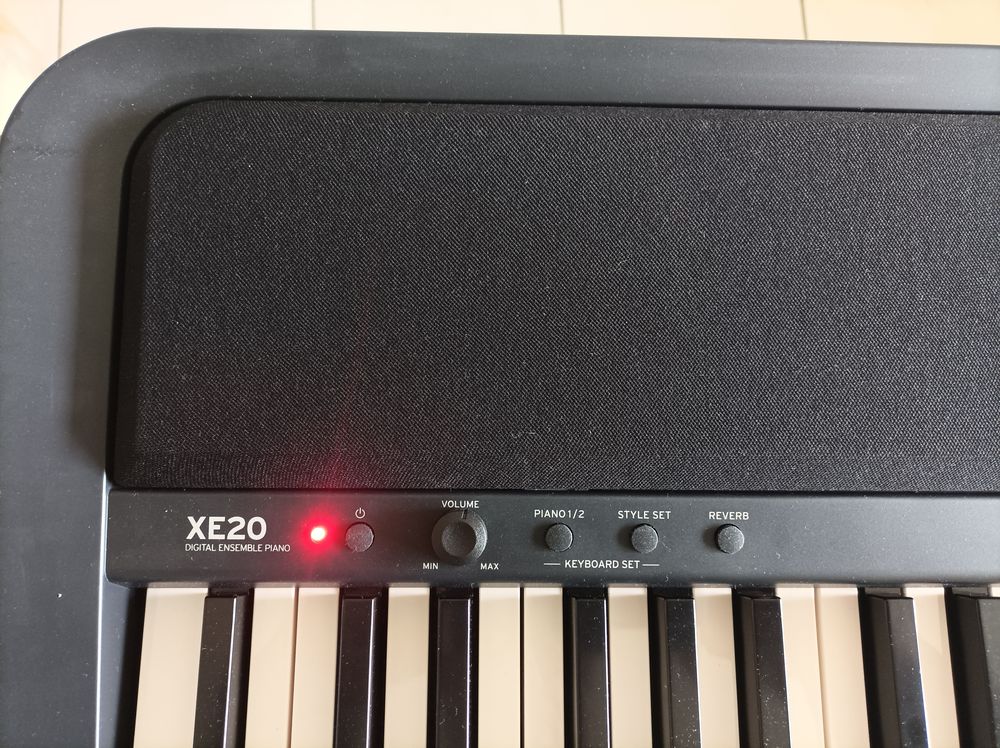Piano num&eacute;rique Korg XE20 Instruments de musique