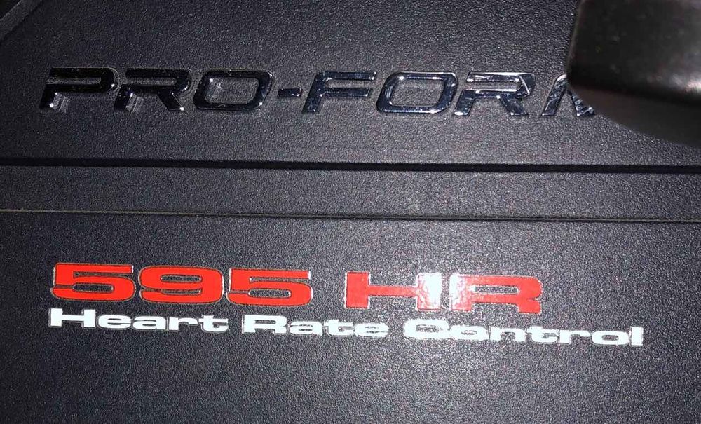 V&eacute;lo elliptique PROFORM Sports