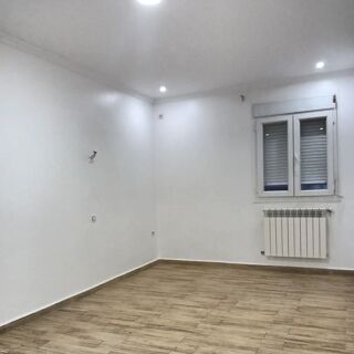  Appartement  louer 2/3 pices 51 m Nmes