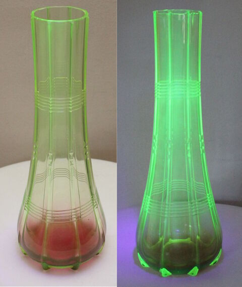 Vase gravé et bicolore en ouraline, uranium glass 90 Issy-les-Moulineaux (92)