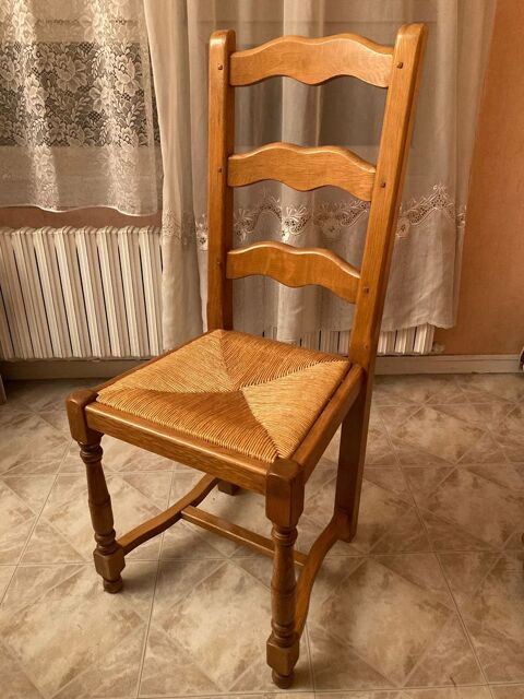 Lot de 6 chaises en bois 150 Paris 19 (75)