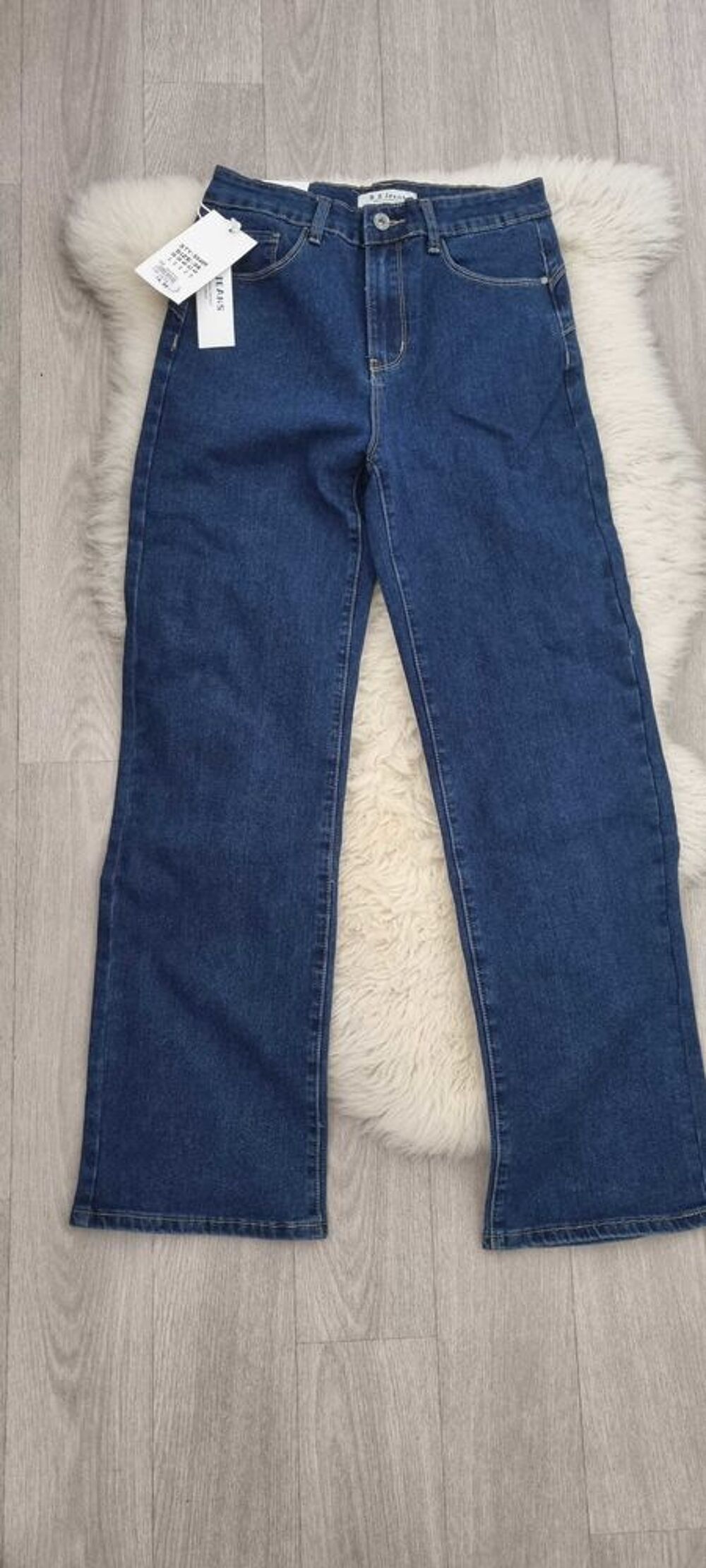 Lot de 15 v&ecirc;tements neufs avec &eacute;tiquette Vêtements