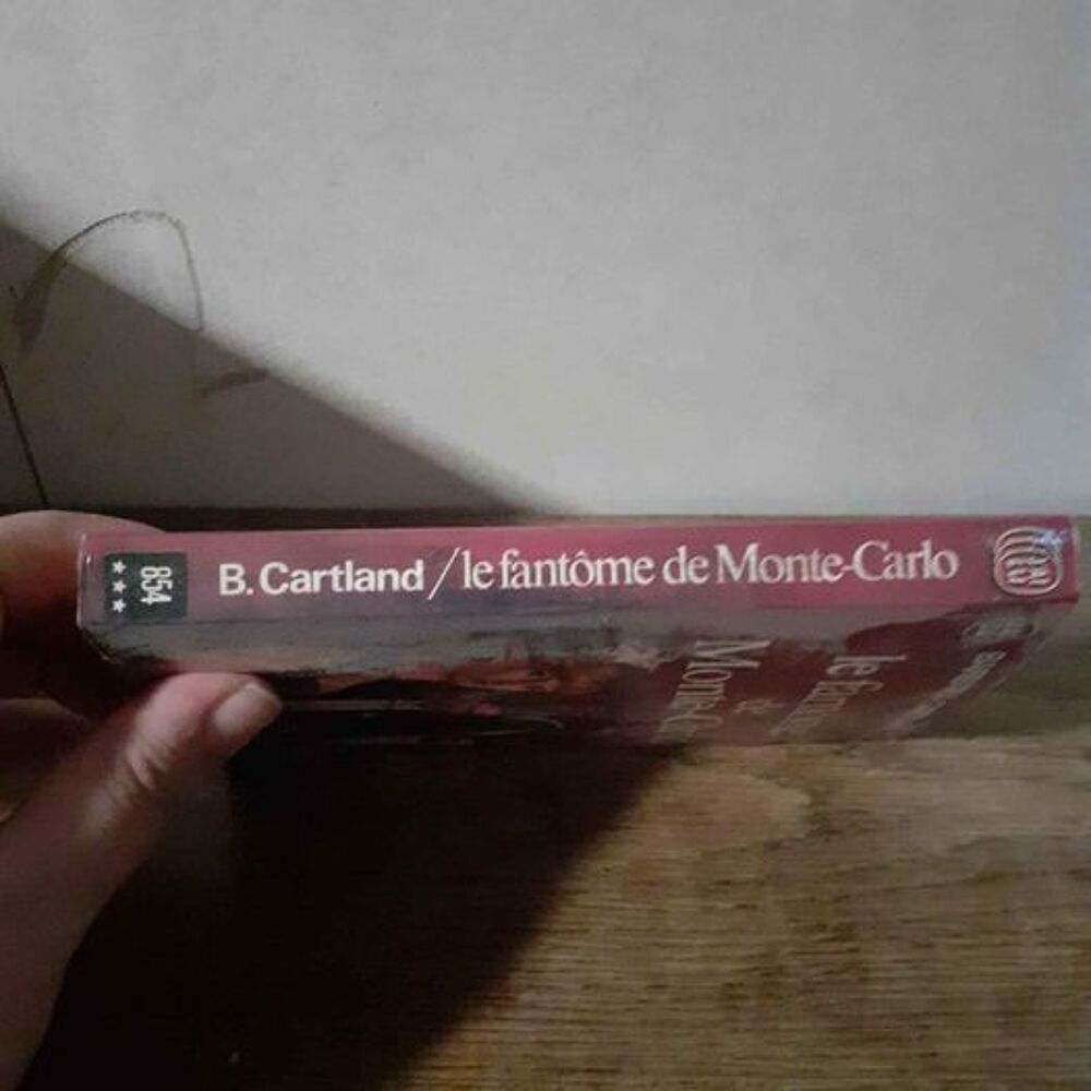 Le fant&ocirc;me de Monte-Carlo de Barbara Cartland Livres et BD