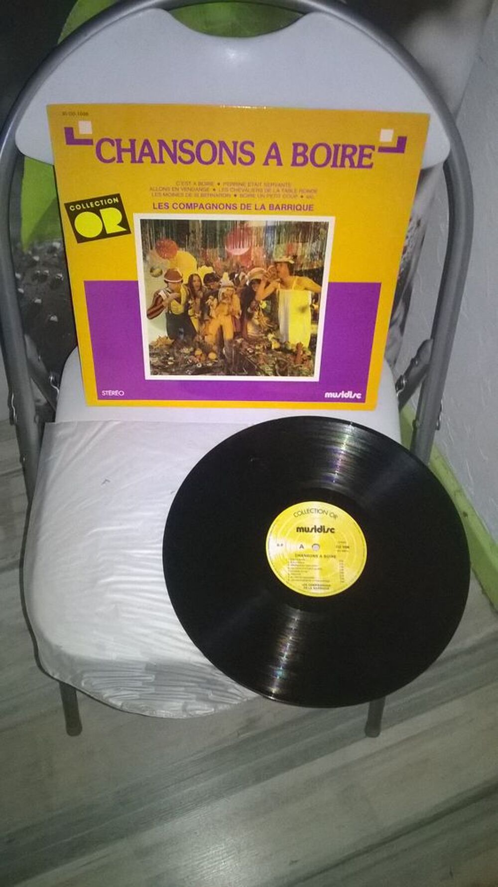 Vinyle chansons &agrave; boire 
Les compagnons de la barrique
CD et vinyles