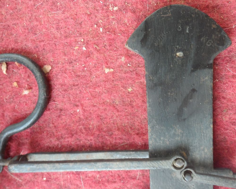 Tr&egrave;s ancienne balance Romaine 
Objet collector 