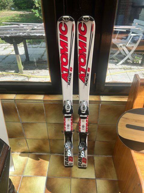 Ski Atomic Race 8, 120 cm enfant
Ostricourt (59)